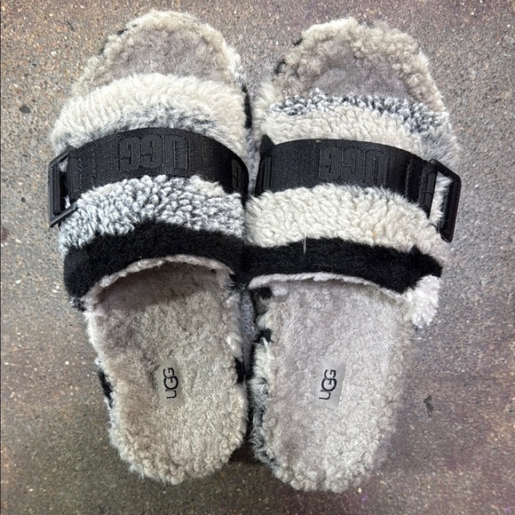 UGG platform sandals - Picture 3 of 5